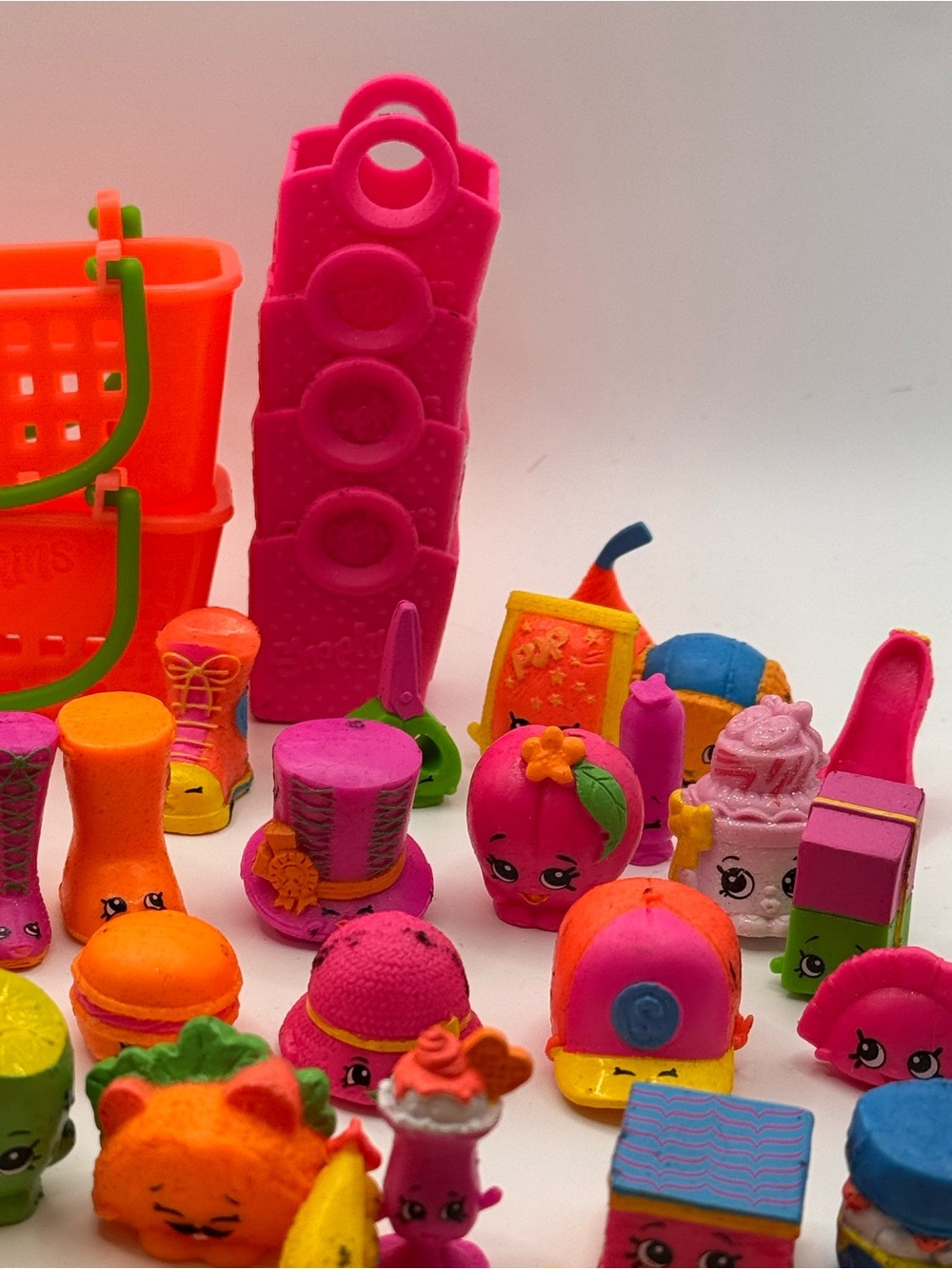 Shopkins Mystery Edition Neon Lot: 41 figures - Picture 5 of 6